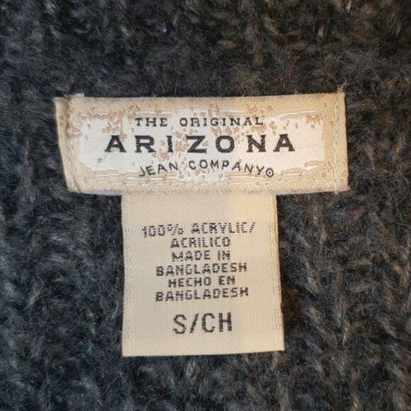 Arizona Jean company V neck pullover sweater. - Picture 2 of 6